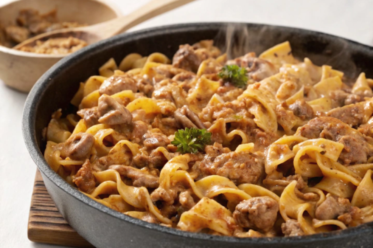 Beef Stroganoff Hamburger Helper meal in a skillet